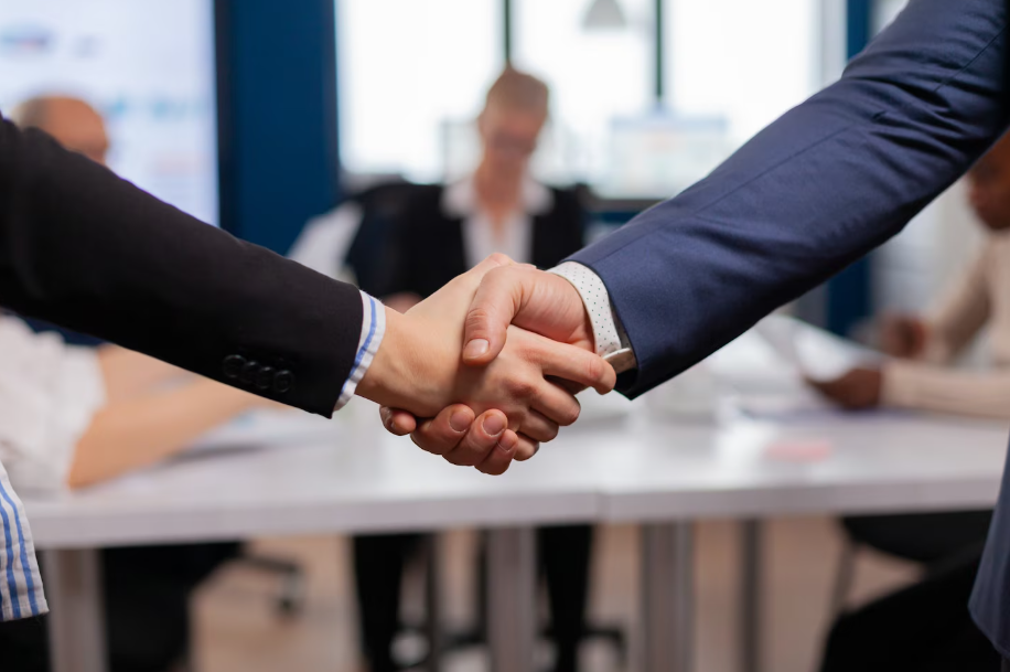 Aportes en Especie en una Corporación