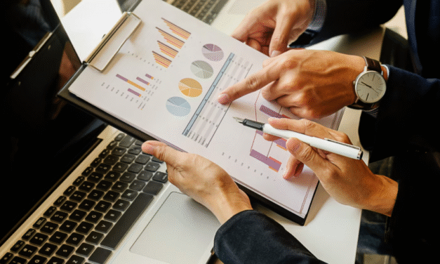 La Obligatoriedad de Dictaminar Estados Financieros en Colombia