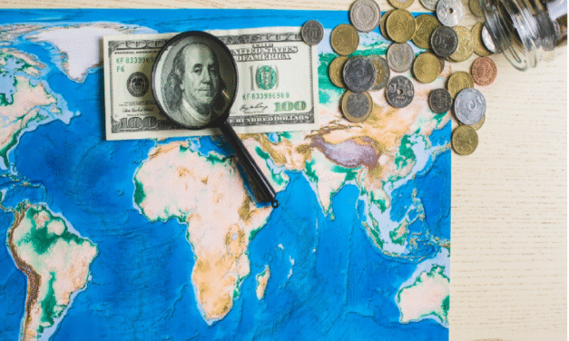 Fecha de implementación obligatoria de las Normas Internacionales de Información Financiera (NIIF) 18 y 19 en Colombia.