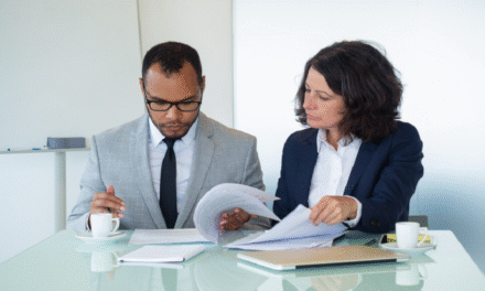 Responsabilidad del Revisor Fiscal y Facultades de la Empresa ante su Incumplimiento